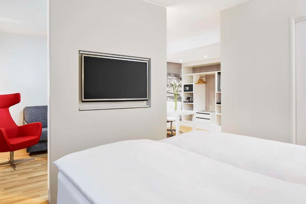 NH Collection Hamburg City - Resim 36