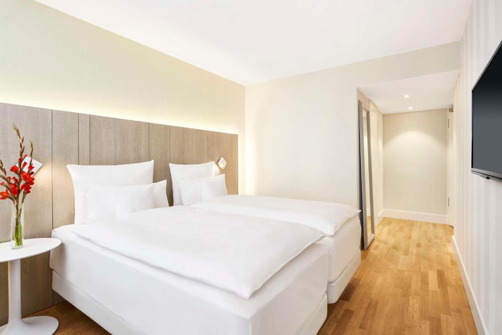 NH Collection Hamburg City - Resim 38