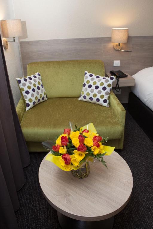 Posezení v ubytování Sure Hotel by Best Western Limoges Sud