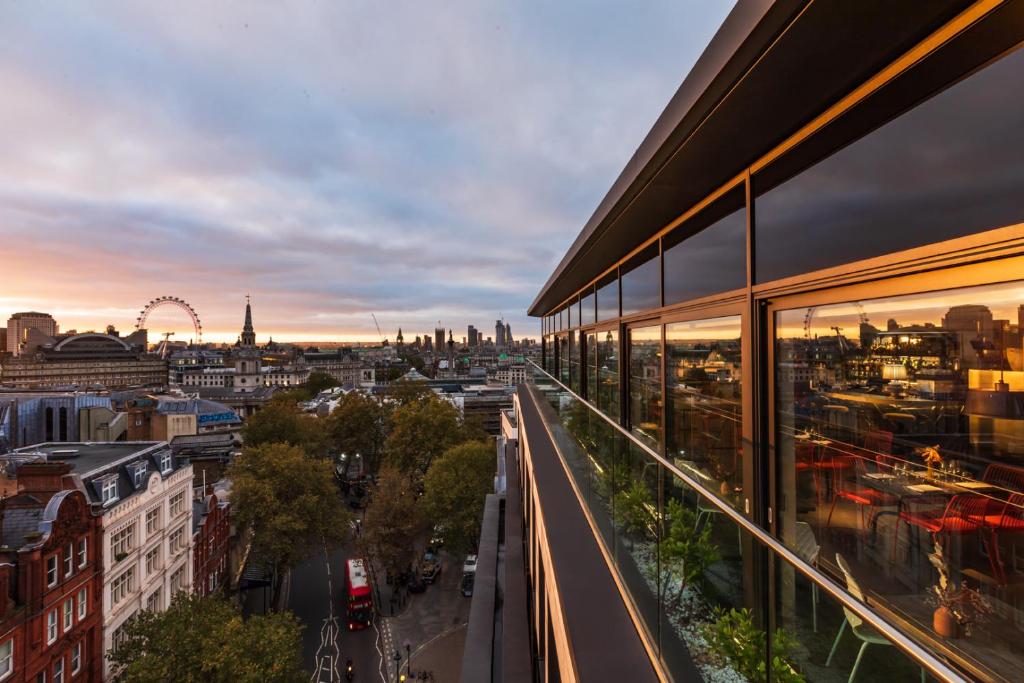 Assembly Leicester Square - Resim 6