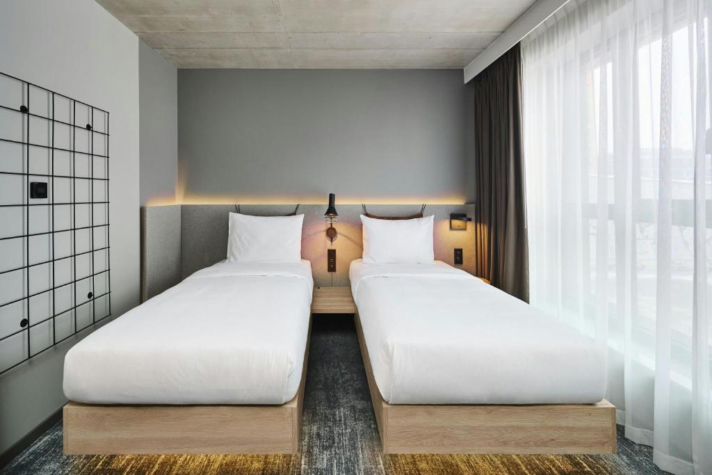 Moxy Warsaw City - Resim 29