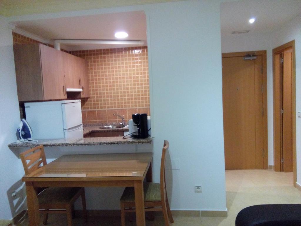 Apartamentos Turisticos Las Yucas - Budgetstudio