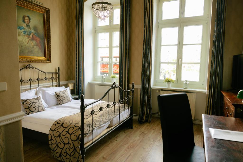 THE GATE GARDEN Hotel - Resim 22