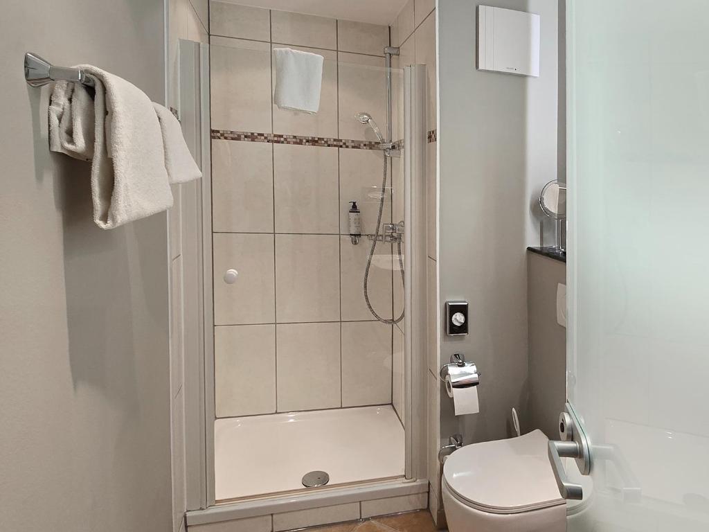 Koupelna v ubytování DORMERO Hotel Coburg