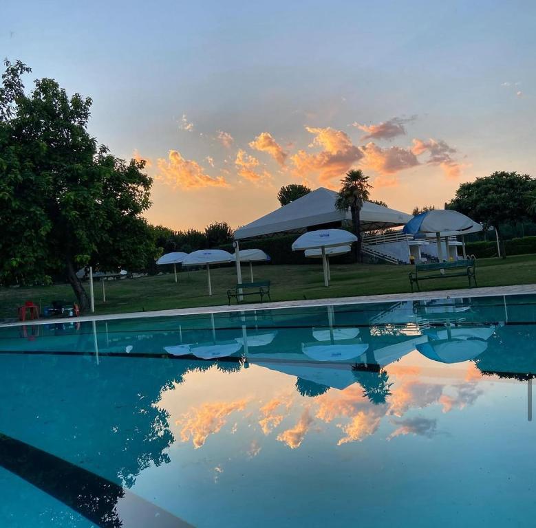 Φωτογραφία από το άλμπουμ του Maxi Center σε Vairano Scalo