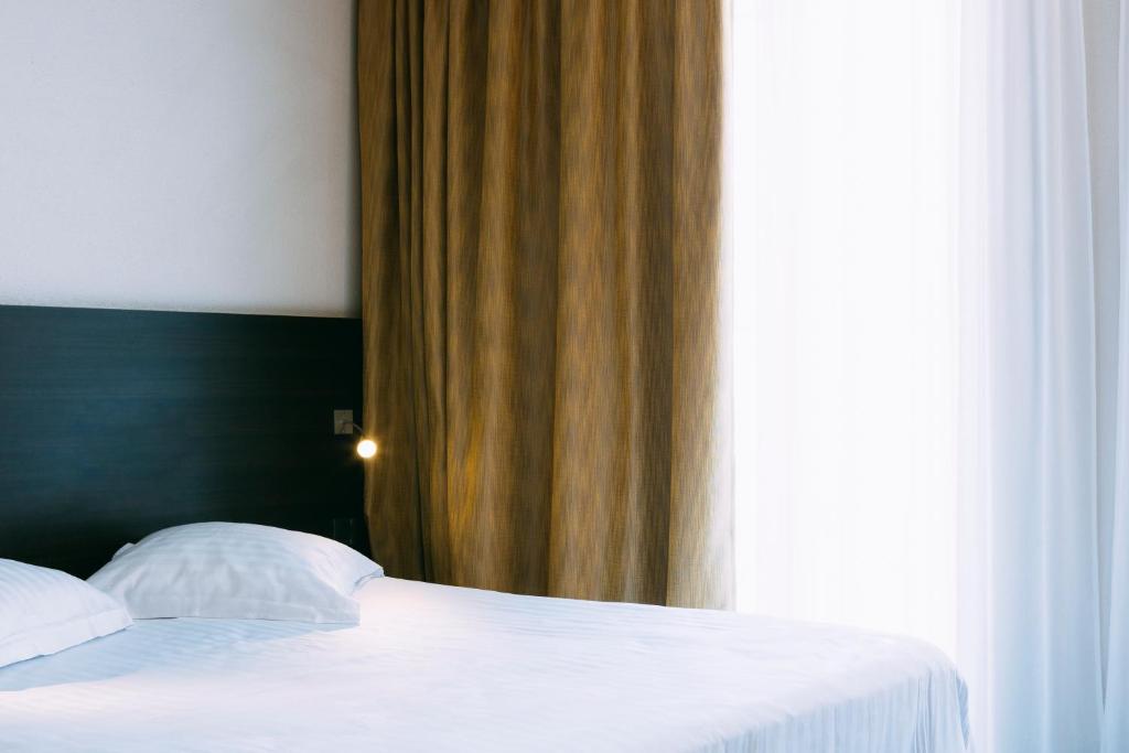 Escale Oceania Marseille Vieux Port - Deluxe Double Room With Old Port Side View