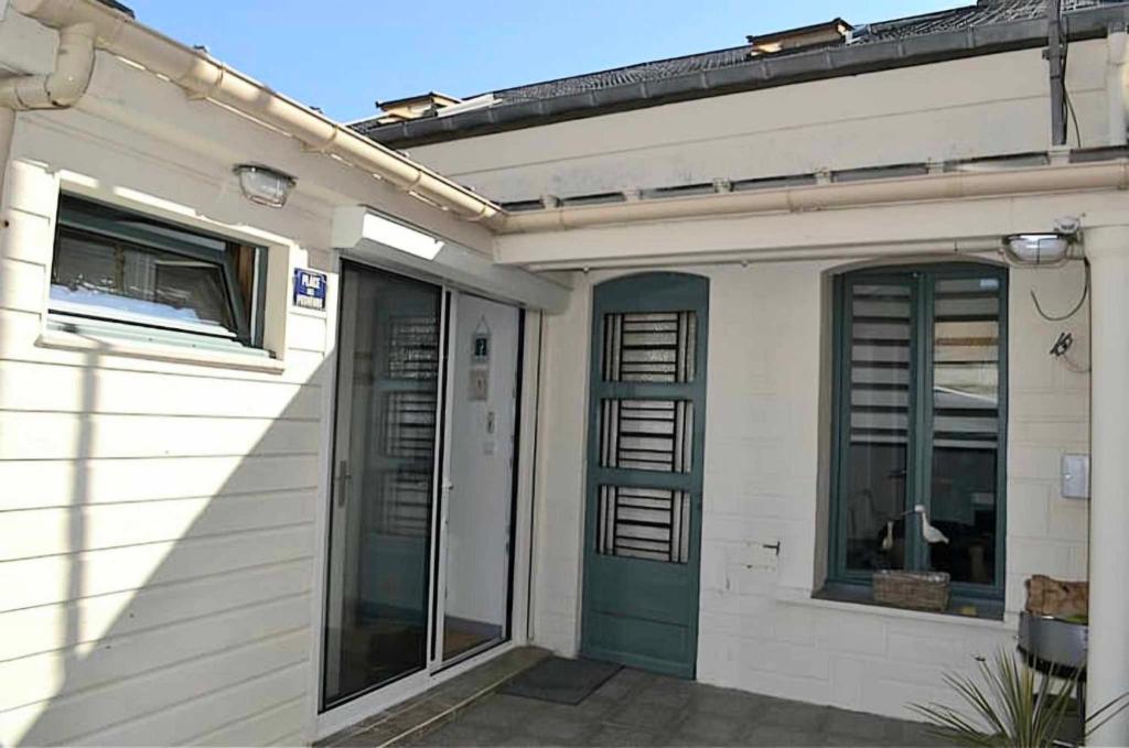 Photo de la galerie de l'établissement Maison à Mers-les-Bains, à Mers-les-Bains