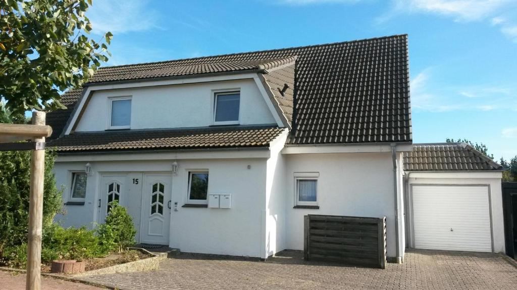 Το κτήριο όπου στεγάζεται  το διαμέρισμα