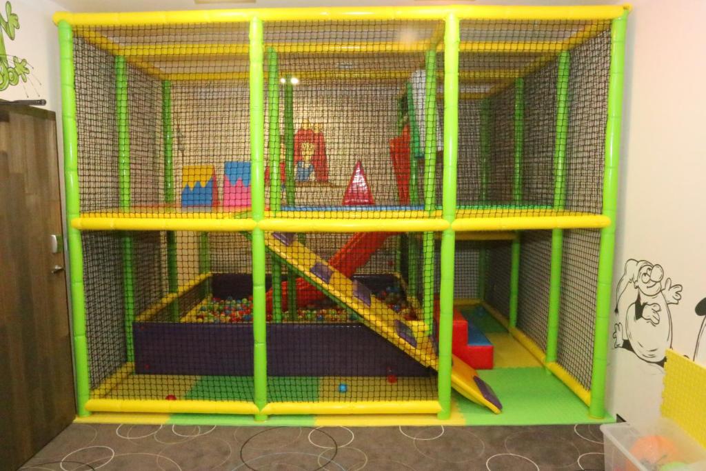 Dětský klub v ubytování Apartment Hotel Orion