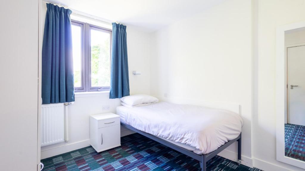 Summer Stays at The University of Edinburgh - Habitación Individual Con Baño - Holland House