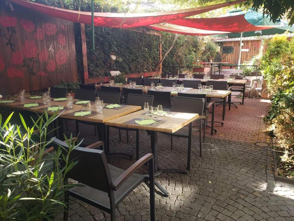 Hôtel Restaurant Aux Deux Roses – photo 28