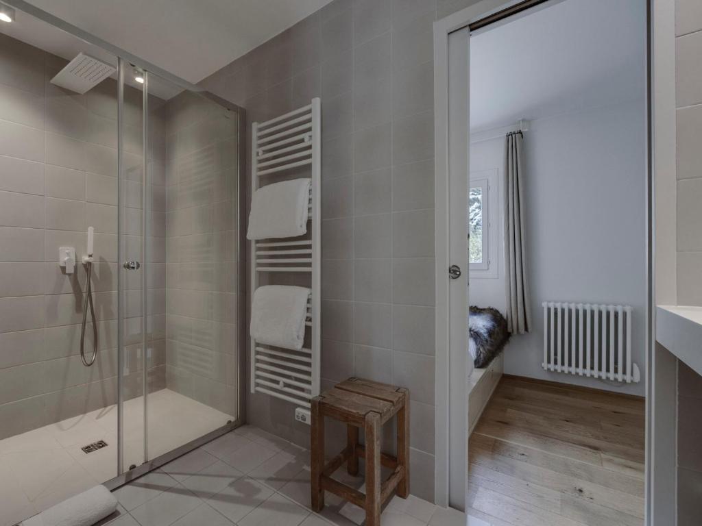 Fotografia z galérie ubytovania Appartement rénové, à 700m du centre et proche des pistes, avec balcon et WIFI - FR-1-567-92 v destinácii Val dʼIsère