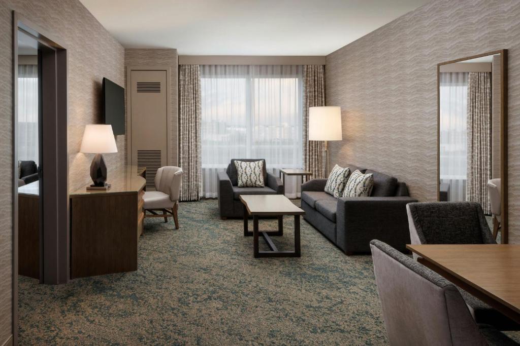 The Westin Calgary Airport - Resim 6