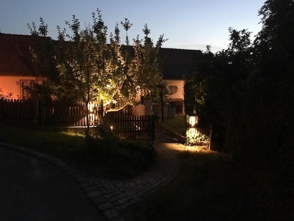 Vonkajšia záhrada v ubytovaní Landhaus Nitsch