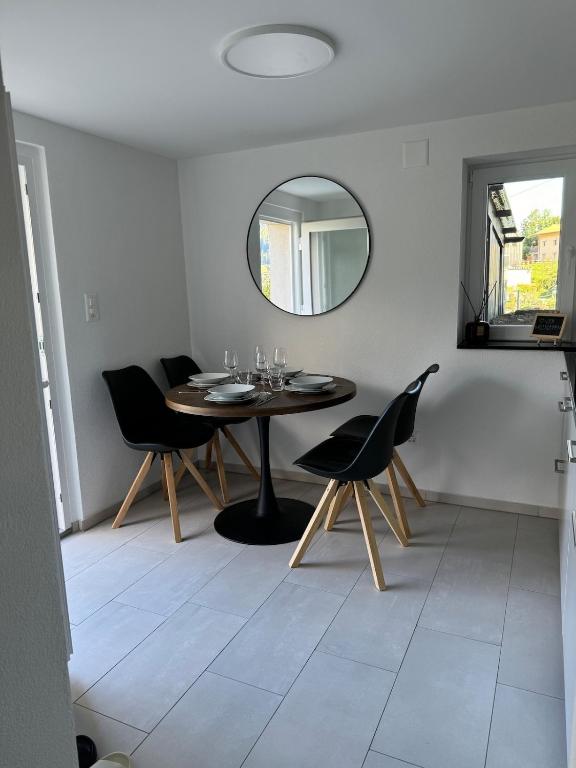 Fotografie z fotogalerie ubytování Appartement Niesenblick v destinaci Spiez