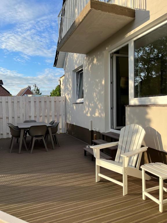 Balkón nebo terasa v ubytování Dein Ferienhaus Strandstrasse
