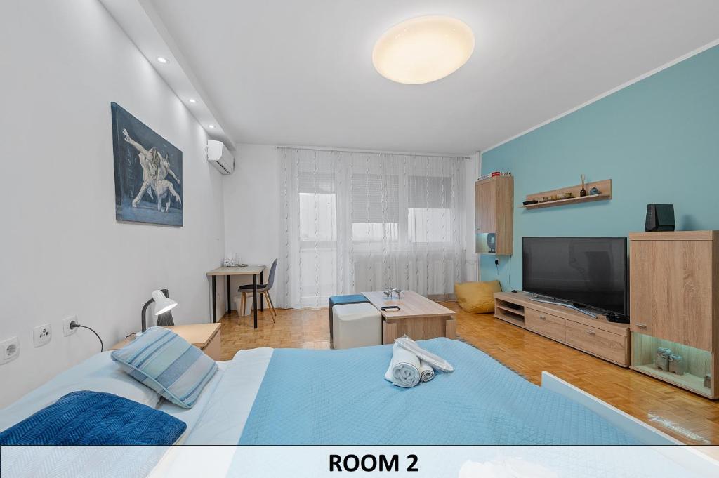 Near Main Bus Station Cozy Apartment Sofi Perfect for Any Stay - 14