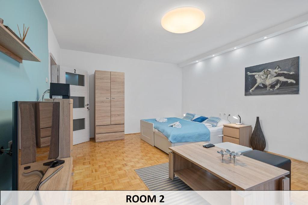 Near Main Bus Station Cozy Apartment Sofi Perfect for Any Stay - 17