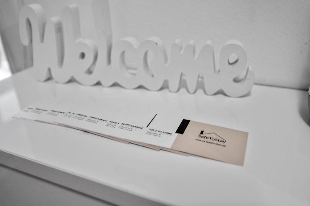 Near Main Bus Station Cozy Apartment Sofi Perfect for Any Stay - 11