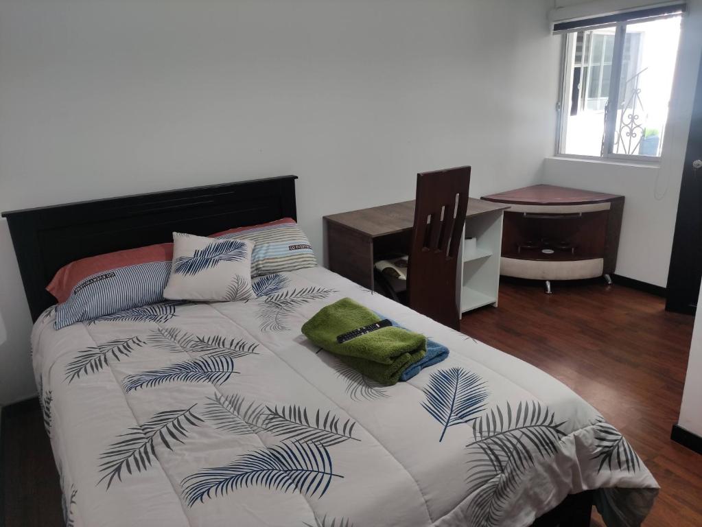 Postel nebo postele na pokoji v ubytování Zidko Guest House