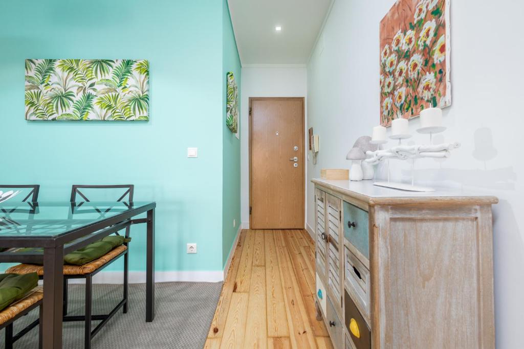 Kuchyň nebo kuchyňský kout v ubytování BeGuest Bright Inn Lisbon Apartment