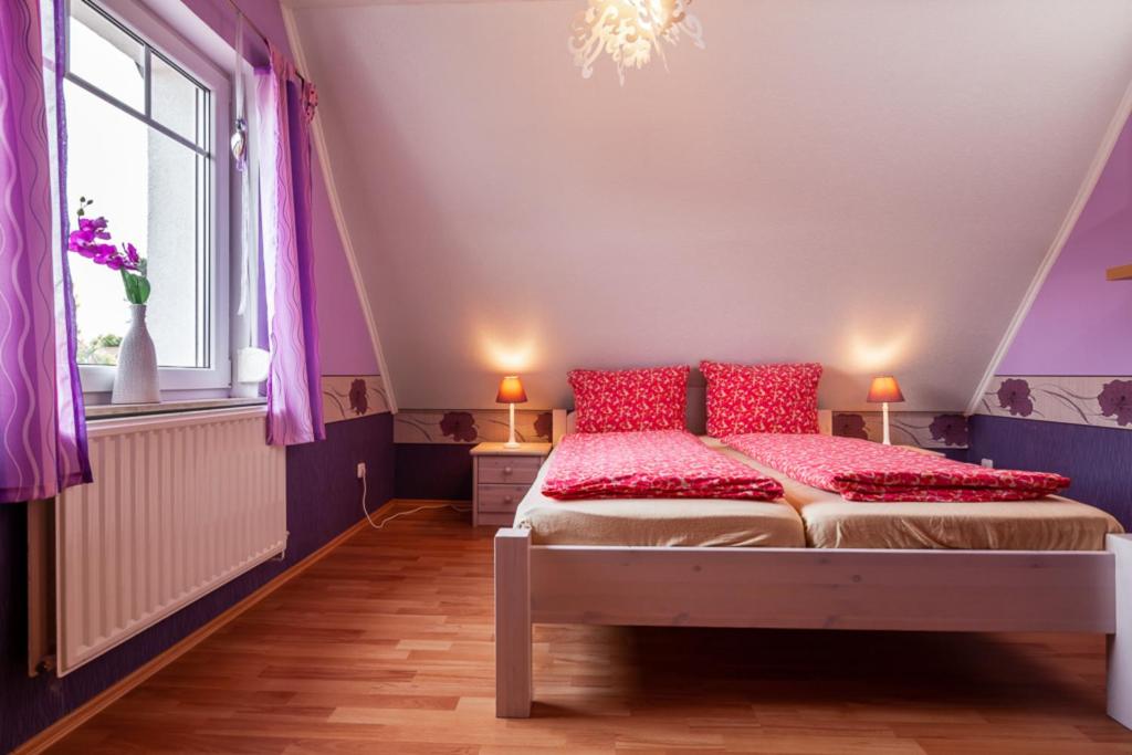 Postel nebo postele na pokoji v ubytování Haus Max