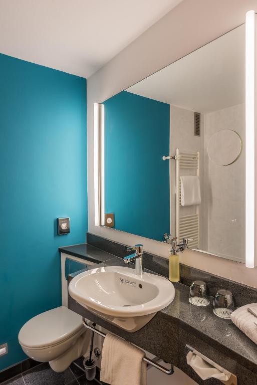 Koupelna v ubytování Bavaria Boutique Hotel