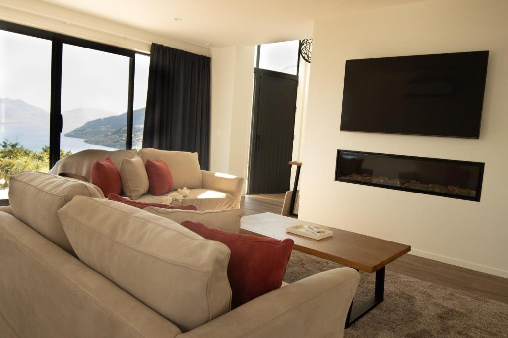 TV&#47;Unterhaltungsangebot in der Unterkunft 1Queenstown - Stunning Lake and Mountain Views