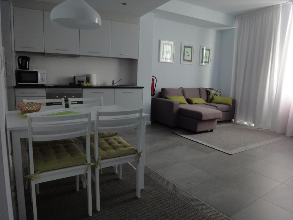 APARTAMENTOS ALMEIDA GARRETT - 11