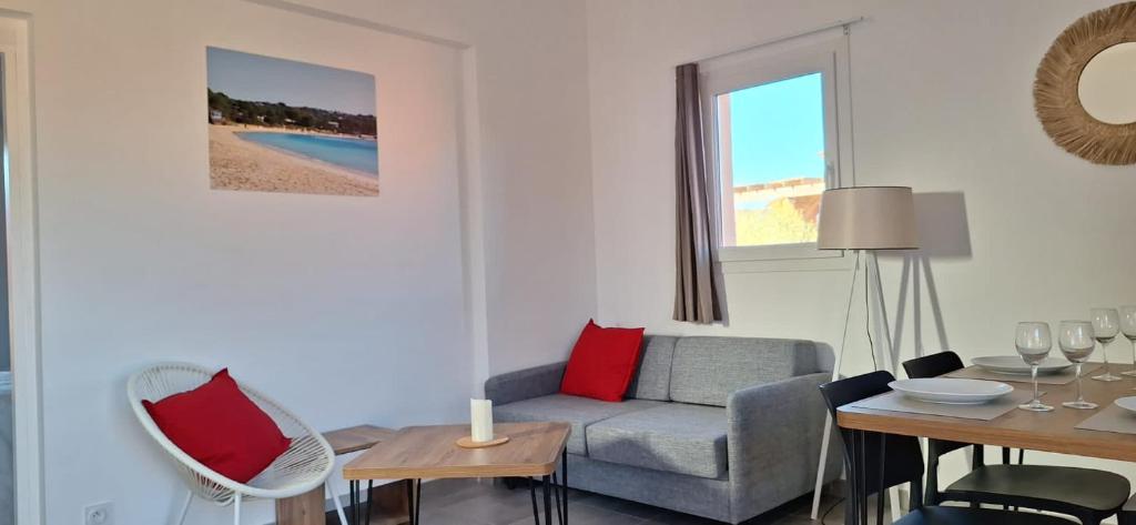 Posedenie v ubytovaní Résidence hôtelière les hameaux de saint cyprien appartement 35 M2 1 chambre