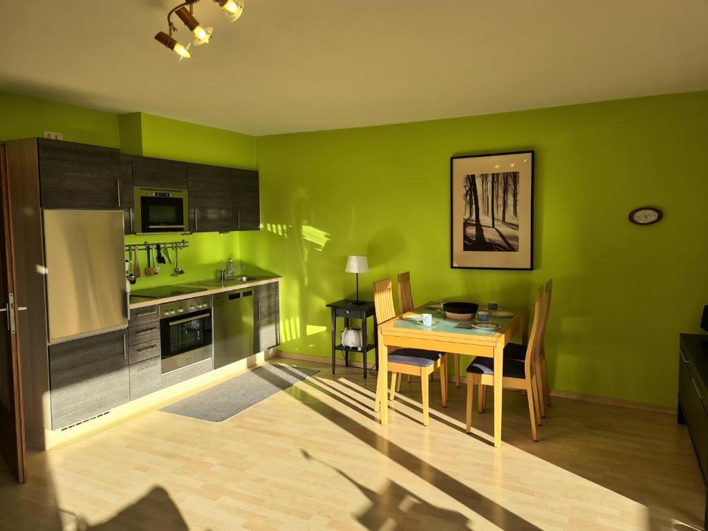 Kuchyň nebo kuchyňský kout v ubytování Haus Deichgraf Whg 3