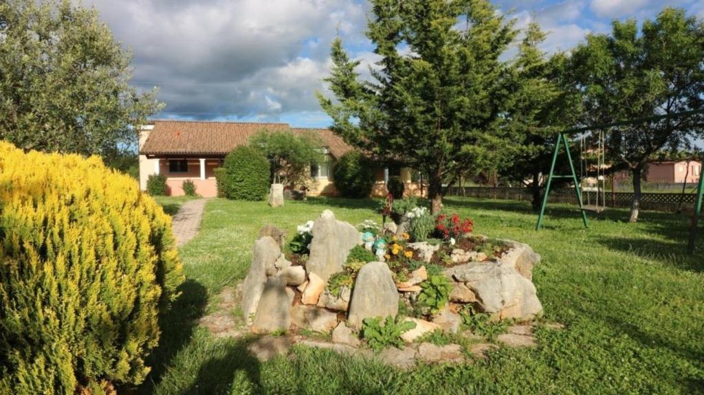 Zahrada ubytování Bungalow Melisa 7