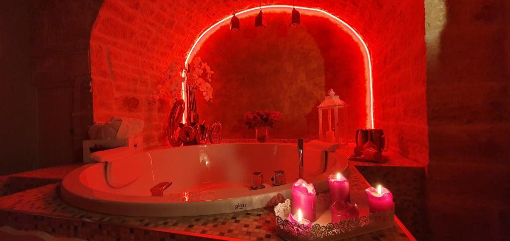 Łazienka w obiekcie SINFONIE PUGLIESI LUXURY ROOM