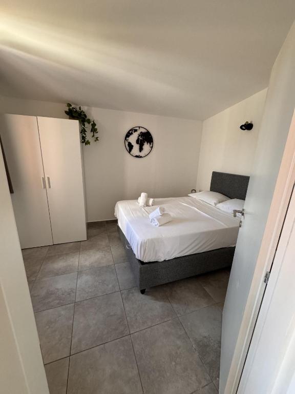 Posteľ alebo postele v izbe v ubytovaní Résidence hôtelière les hameaux de saint cyprien appartement 35 M2 1 chambre