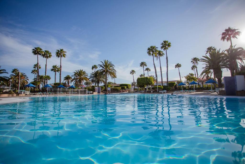 Basen w obiekcie Deluxe Las Vegas Golf - by Gestión Vacacional Canarias lub w pobliżu