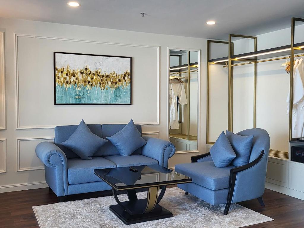 Posezení v ubytování Cosmo Stars Hotel Bạc Liêu