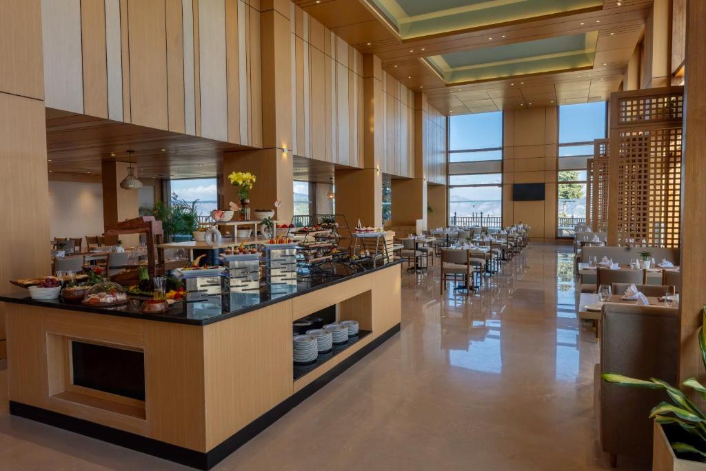 Restaurace v ubytování dusitD2 Fagu, Shimla