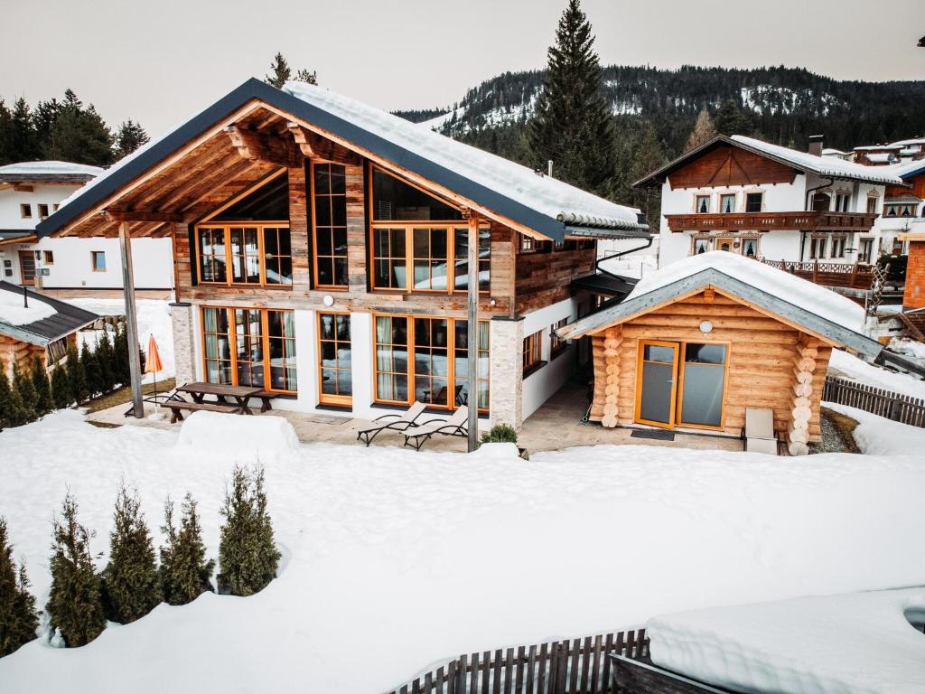 Chalet in Leutasch near Kreithlift Ski Resort v zimě