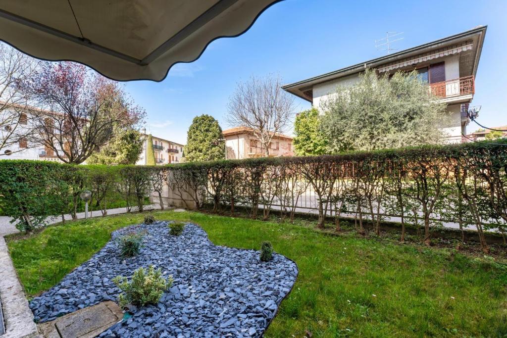Vonkajšia záhrada v ubytovaní La Maison
