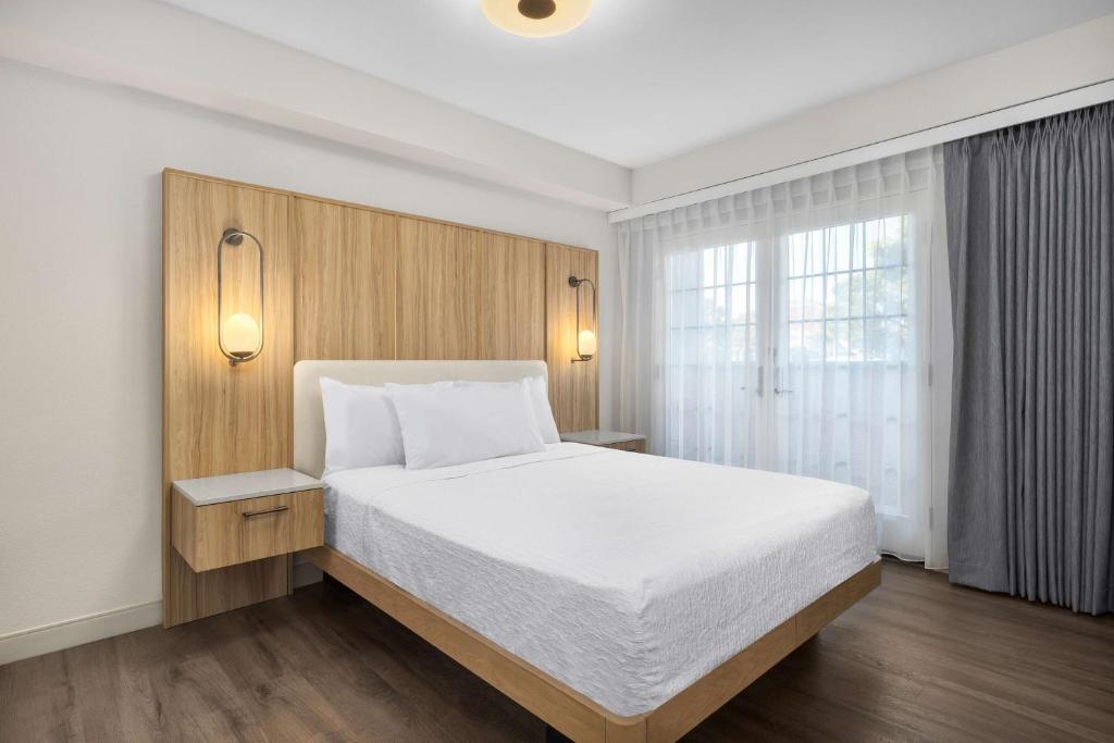 Homewood Suites by Hilton San Diego Airport-Liberty Station - Suite De Deux Chambres - Audition Accessible