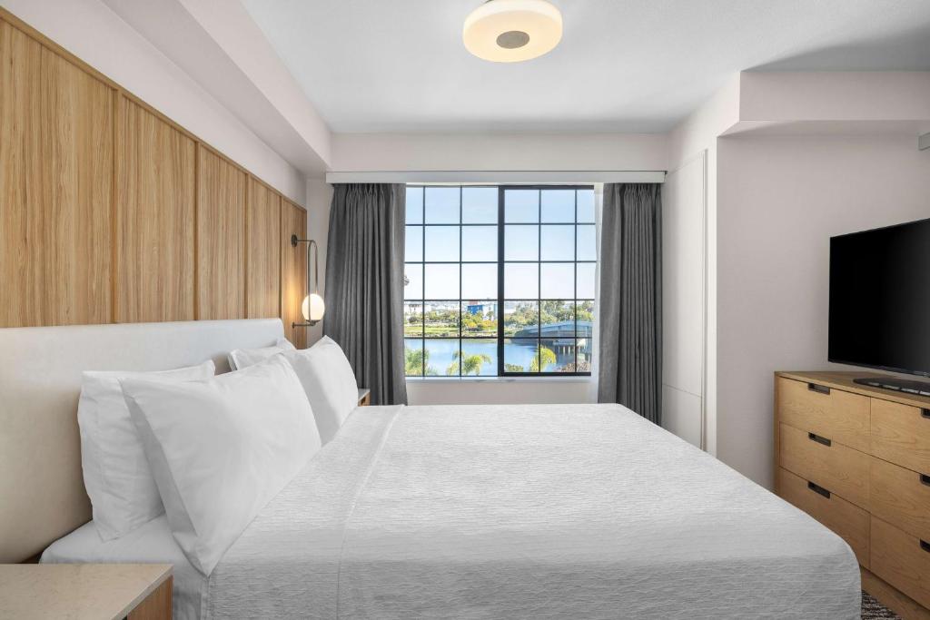 Homewood Suites by Hilton San Diego Airport-Liberty Station - King Studio Suite Avec Vue Sur La Baie