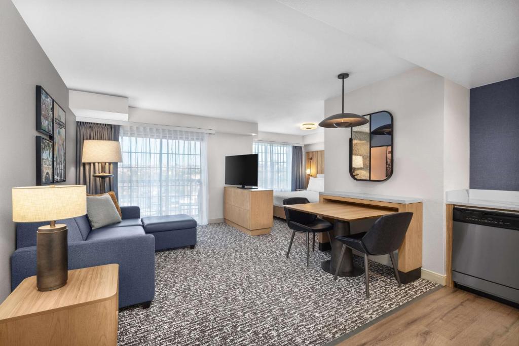 Homewood Suites by Hilton San Diego Airport-Liberty Station - King Studio Suite - Non-fumeur