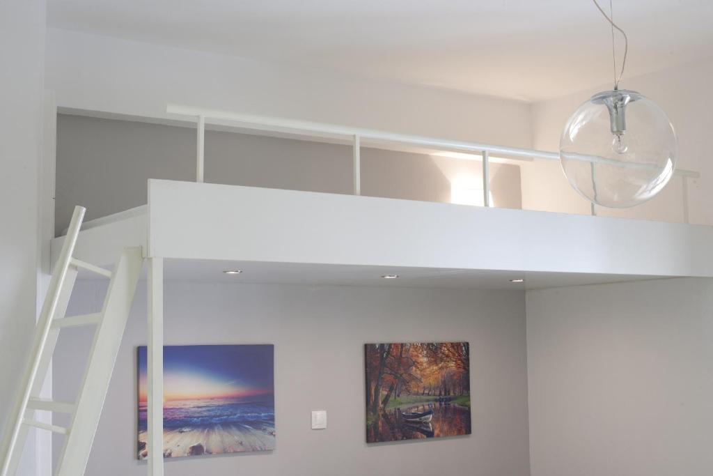 Victoria Sq., A cozy and stylish apartment