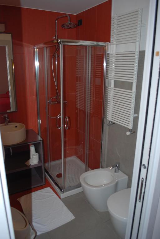 Un baño de Hotel San Geremia
