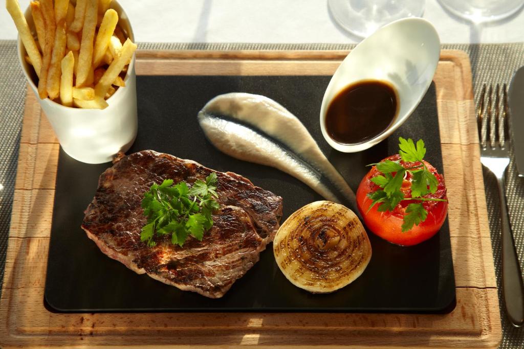 Cristal Hotel Abu Dhabi - Resim 41