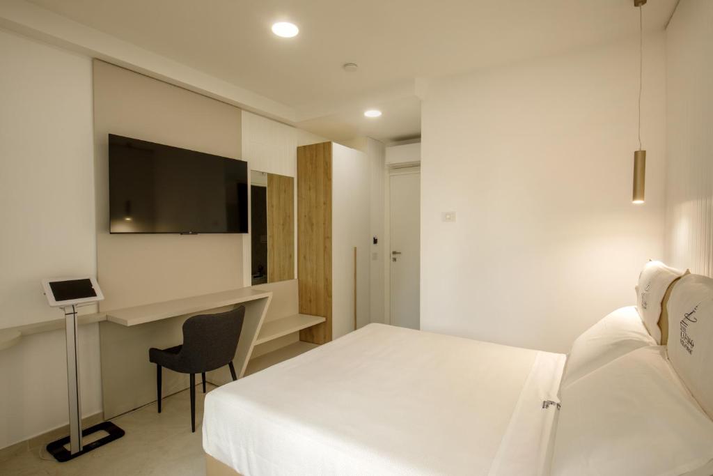 Cosmo Vatican Rooms - 12