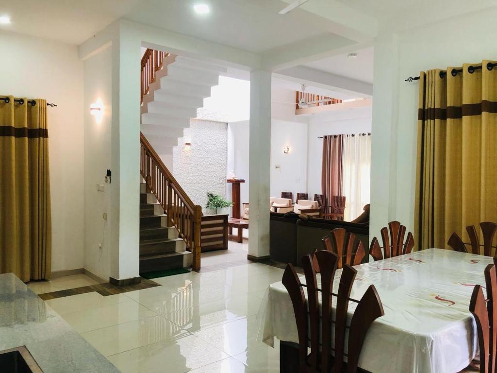 Posezení v ubytování White Square Home-stay