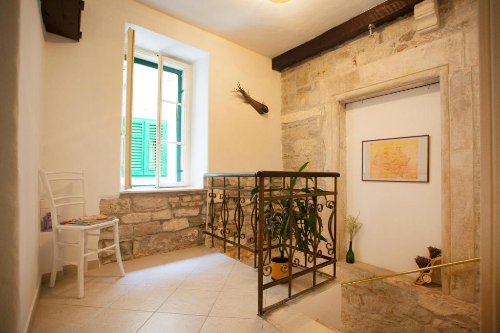 Gambar di galeri bagi Luxury Room Kokola di Split