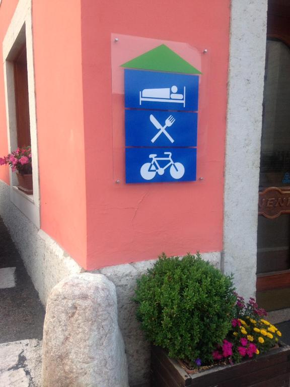 Fotografie z fotogalerie ubytování Albergo Ristorante Da Neni v destinaci Mori