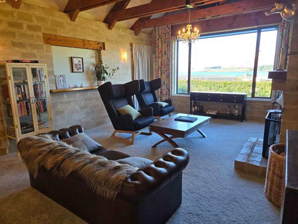 Posezení v ubytování Private Room Near the Lake - Ohau